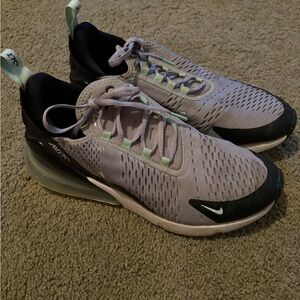 Nike Air Max 270 Mint Green Athletic Shoe Mens Size 9.5